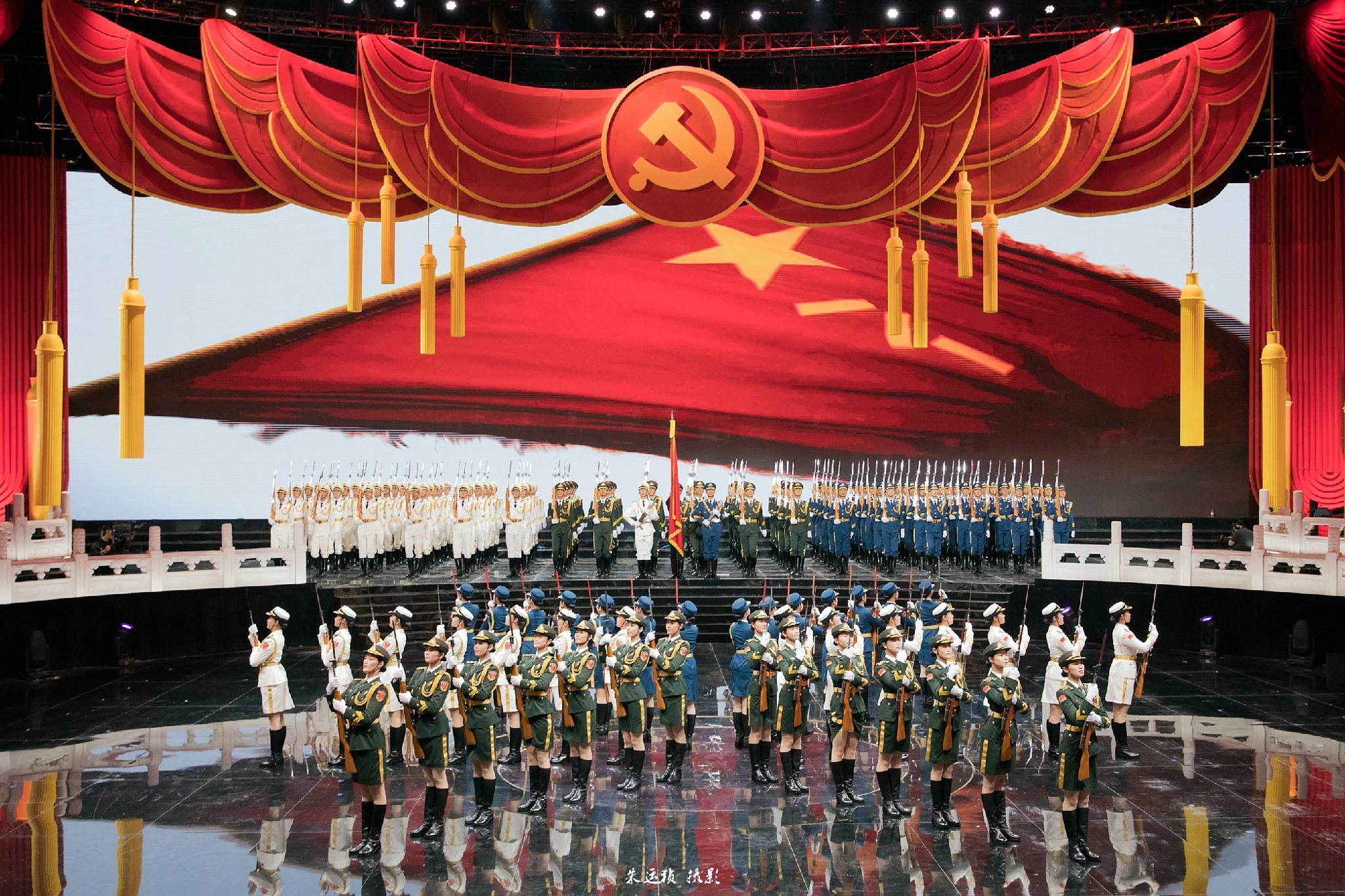 壮丽航程”喜迎十九大胜利召开3 壮丽航程”喜迎十九大胜利召开3